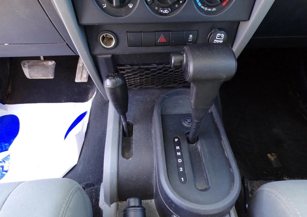 Jeep Wrangler cena 41500 przebieg: 244000, rok produkcji 2009 z Czerwieńsk małe 379